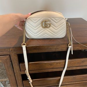 GG Marmont small shoulder bag